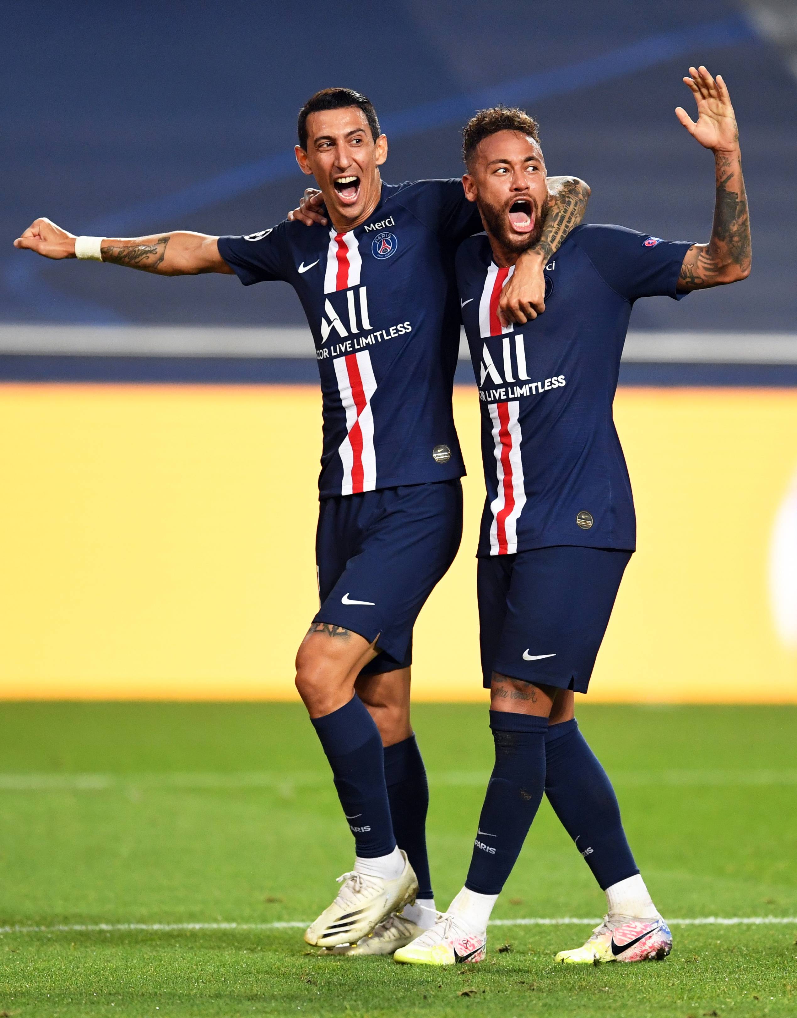 氛围极具压 氛围极具压